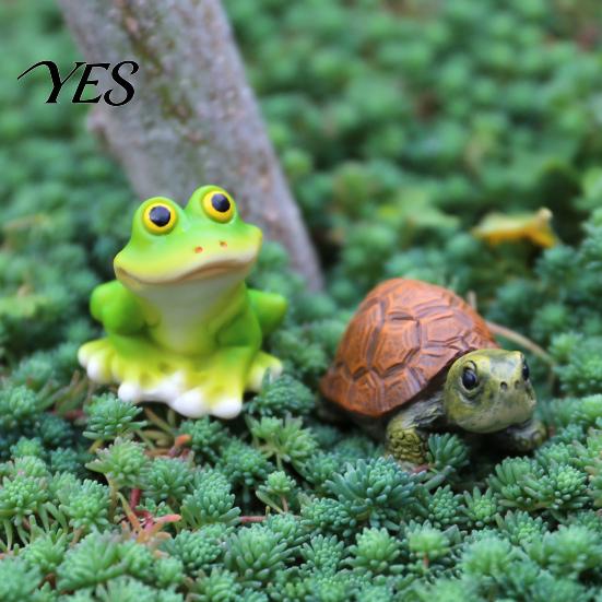 Small Tabletop Garden Decor Mini Resin Frog And Turtle Statues, Micro Landscape Animal Ornaments, Succulents Planter Embellishments Figurines for Pots