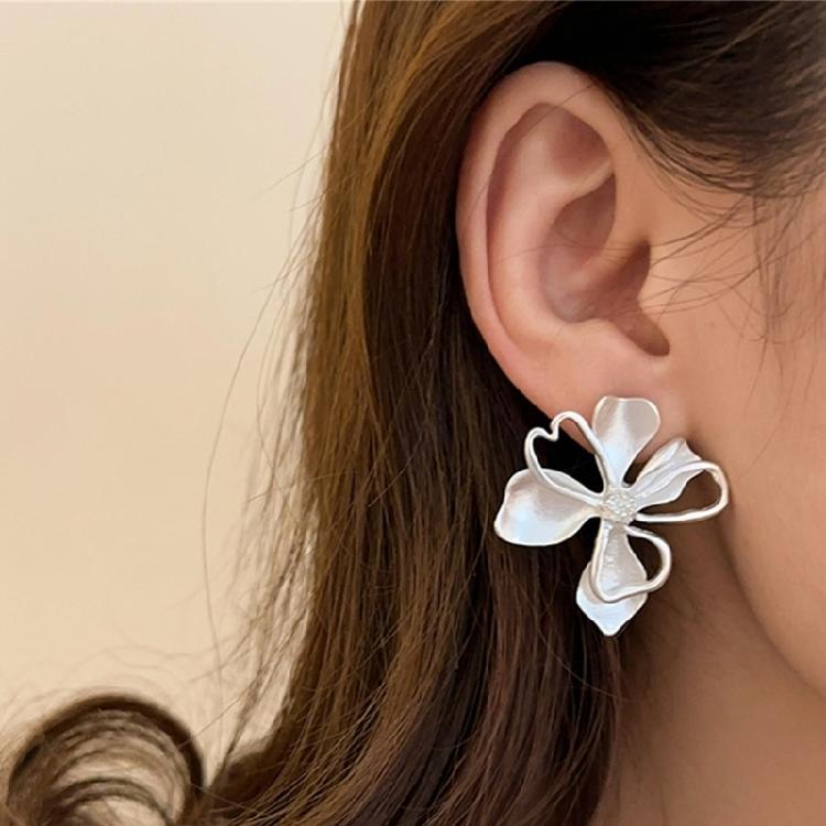 Böhmische Stilblumenohrringe Geometrische Hängeohrringe für Damen Suchen Sie Einzigartige Designs Mode-Statement-Stücke