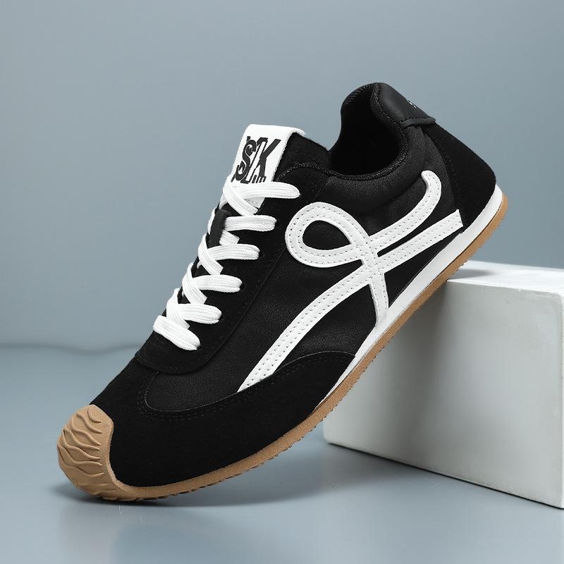 Spring new men's casual retro sports board shoes lightweight soft-soled Forrest Gump shoes breathable versatile little white shoes men's shoes