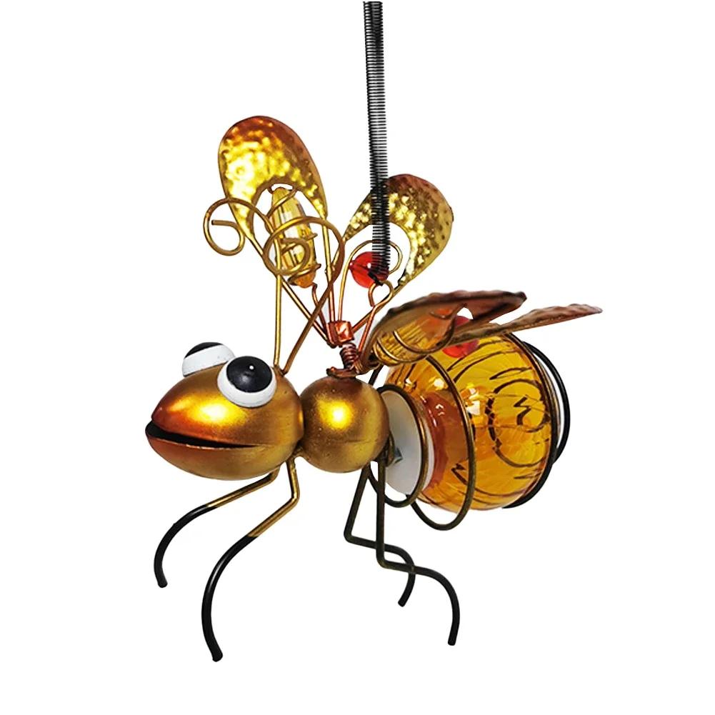 Flying Insects Lamp Solar Powered Hanging Bug Light Metal Hanging Garden Bug Light Ornament for Outside Lawn Decor Camping