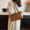 Oil Wax Leather Korean Style Minimalist INS Flip Underarm Bag Design, Casual and Versatile Shoulder Bag, Large Capacity Tote Bag