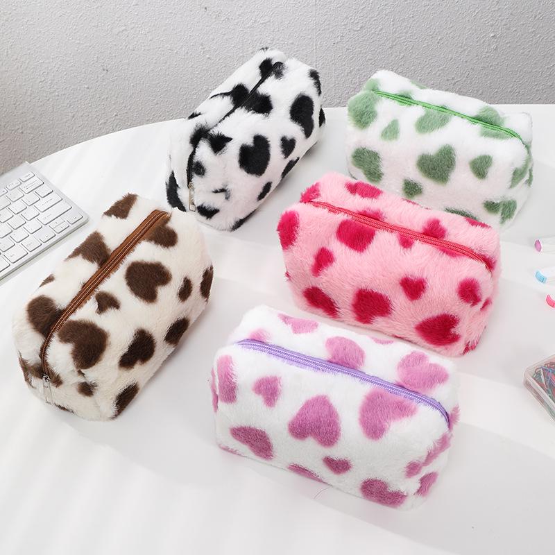 Stilvolles Herz Plüsch Stift- & Make-up-Etui - Reise-Tasche mit großem Fassungsvermögen