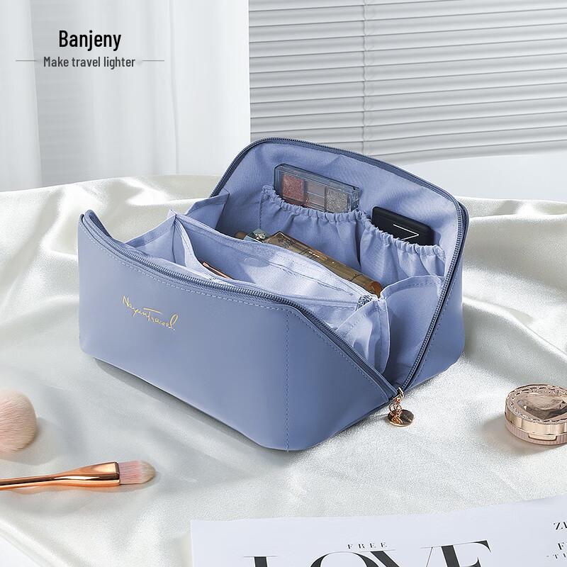 Banzheni Portable Travel Toiletry Bag