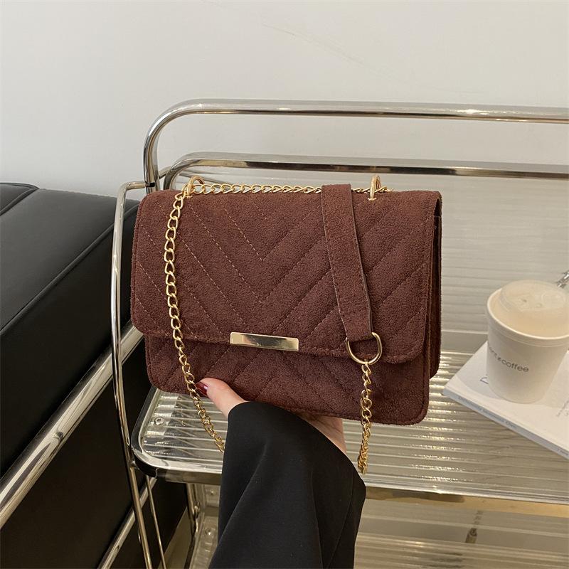 Stylish and simple chain bag women's 2025 spring new texture ins small square bag retro commuter messenger women's bag