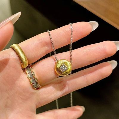 Exquisite Small Round Star Pendant Vintage Retro Court Style Wire Drawing Inlaid Crystal Necklaces Fashion Chain Collar Jewelry