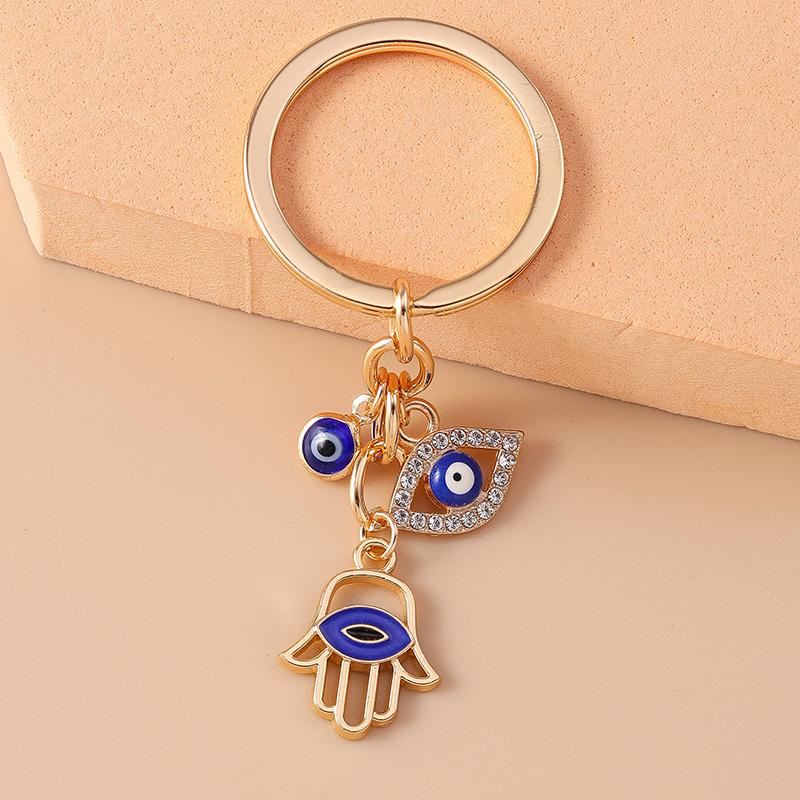 Retro Alloy Turkish Lucky Evil Eyes Keychain Hamsa Hand Key Ring Pendant for Women Girls Handbag Decor DIY Jewelry Gifts