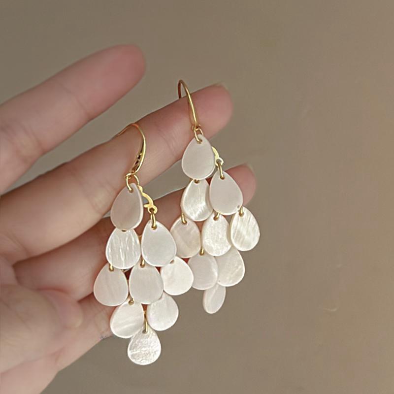 Bohemian White Shell Grape Beaded Long Earrings for Women Elegant Imitation Pearl Geometric Earrings  Party Jewelry