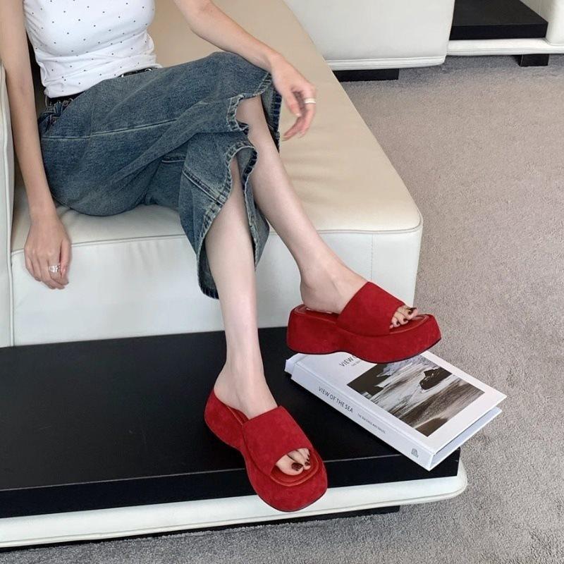 Fashion Summer Women Slippers 2025 Thick Soled Platform Fashion Outdoor Slipper Wedge Cow Suede Trendy Outdoor Beach Shoes Zapatos Mujer