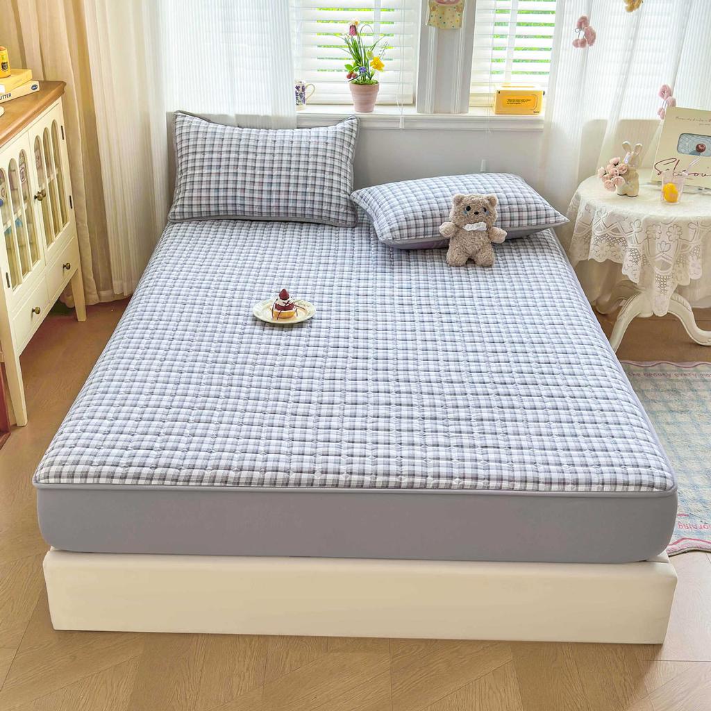 Single-piece Washed Cotton Mattress Universal in All Seasons 2026 New Padded Mattress Cover
