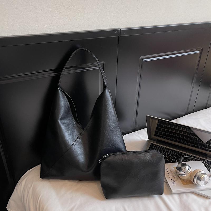 Large Capacity Retro Bag Women's Shoulder Bag Commuter Tote Bag