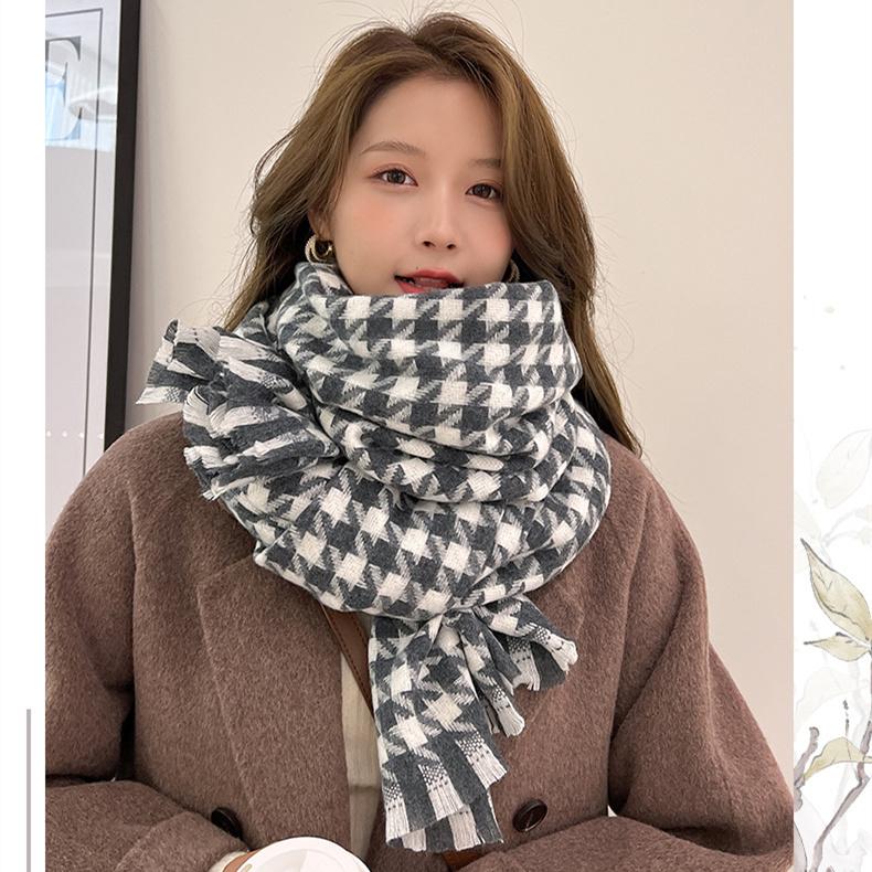 Checkered Scarf Autumn Winter Student Scarf Warm Shawl Tassel Fashion Scarf Female
