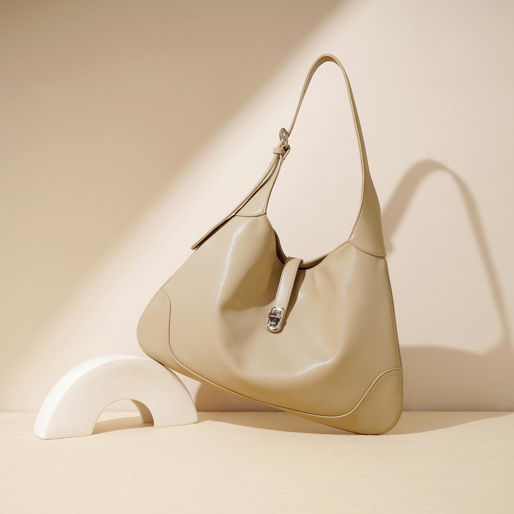 2025 New Large-capacity Portable Underarm Bag Women's Fashion Retro Shoulder Bag Niche Versatile Commuter Tote Bag