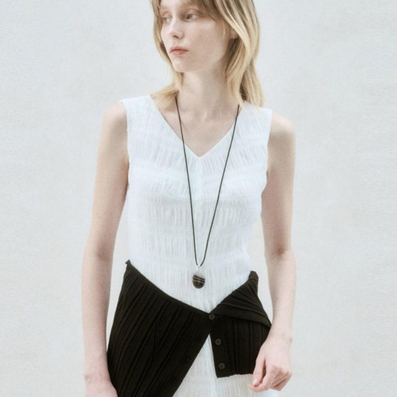 RE RHEE BLACK ONYX SILK CHAIN NECKLAC