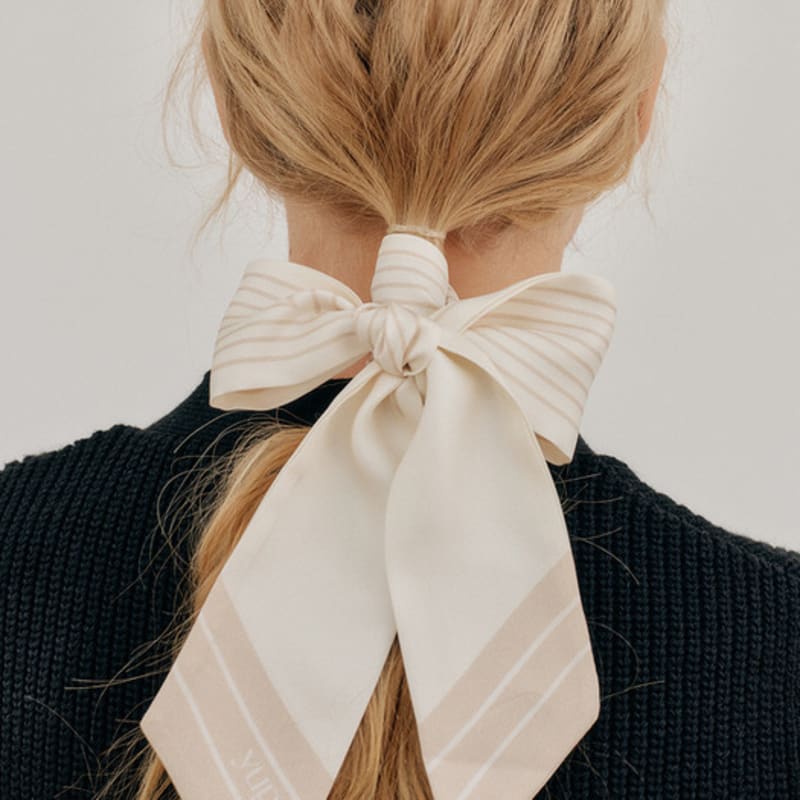 YUPPE SQUARE TWILLY SCARF_BEIGE