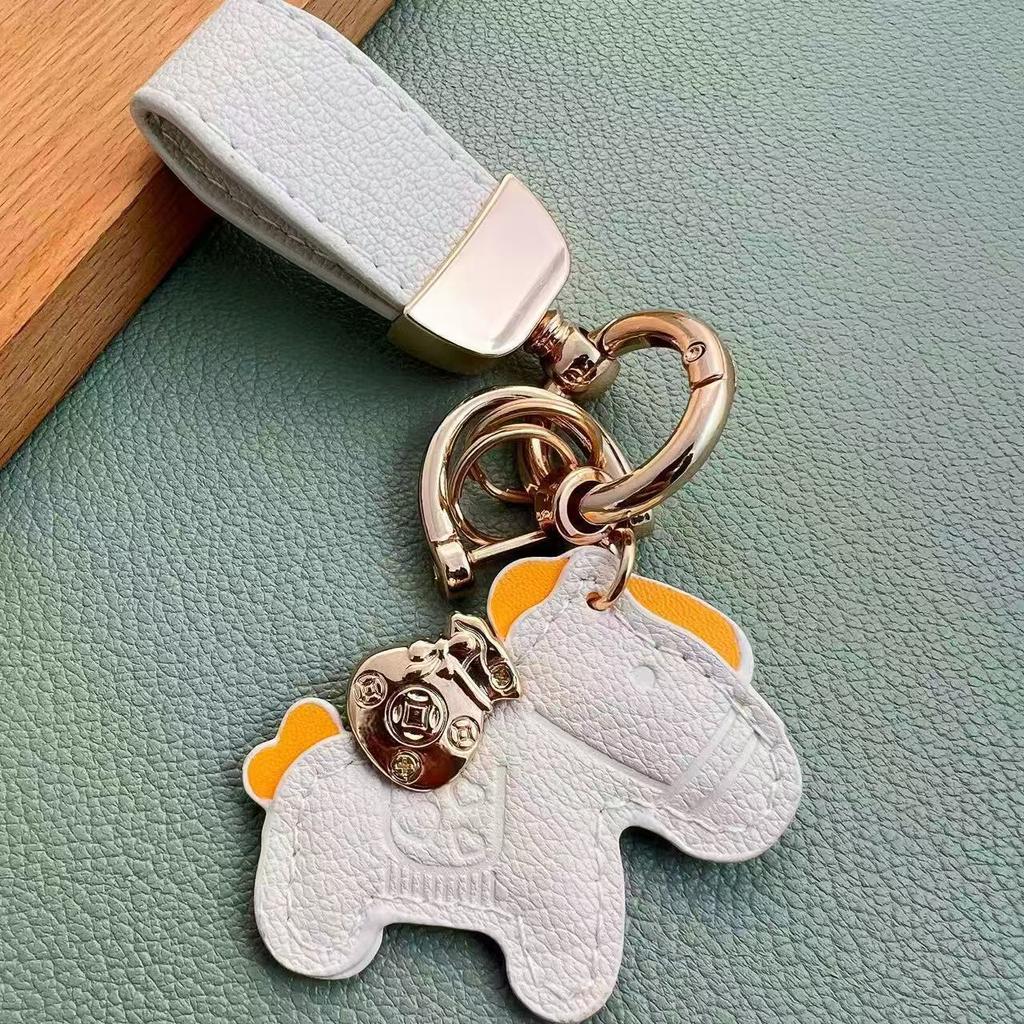 Cute Pony Keychain Short Leather Car Keyring Pendant Personalized Ring Key Chains for Men and Women