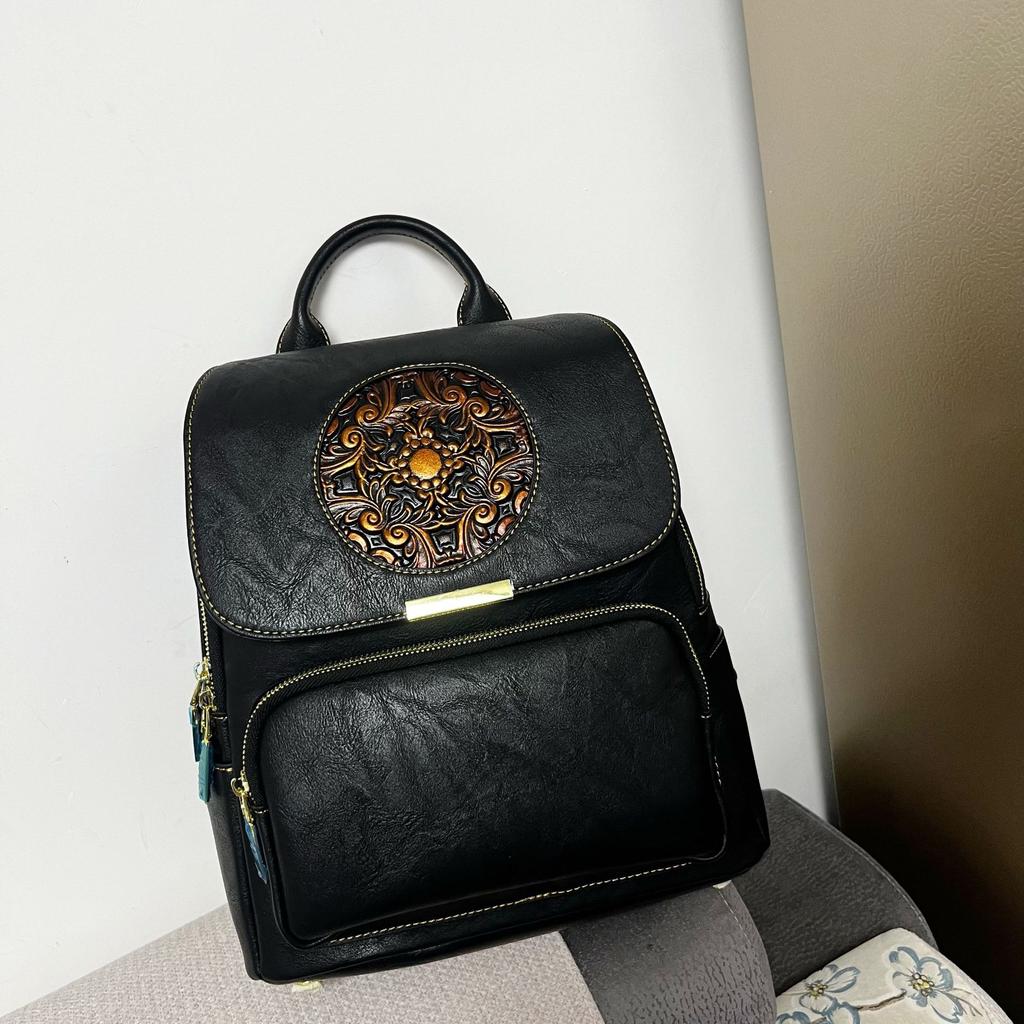 Vintage Embossed Women‘s Backpack Large Capacity Water-Resistant Chinese Style Backpacks Leather Travel Worker Commuter Rucksack