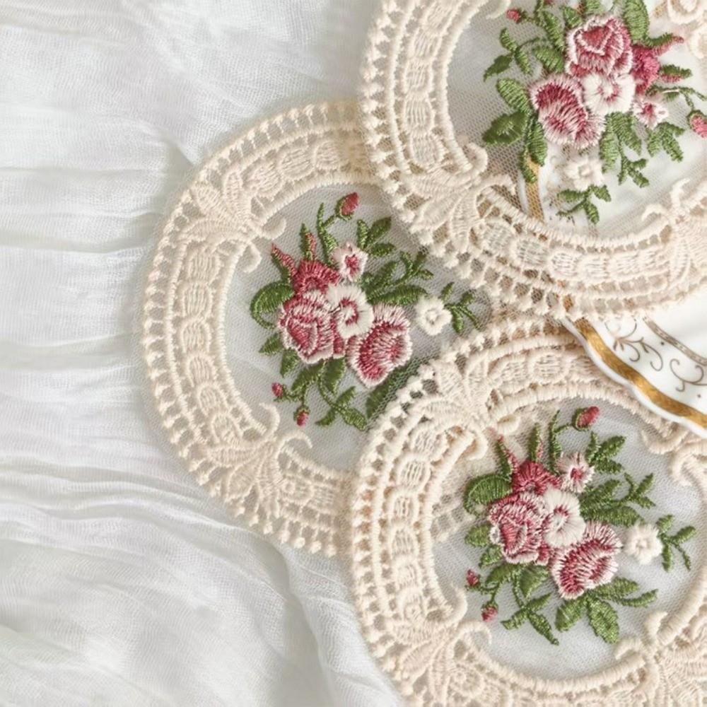 Anti-scald Embroidery Placemat Exquisite Plate Mat Lace Doilies Vintage Lace Coaster Tea Party