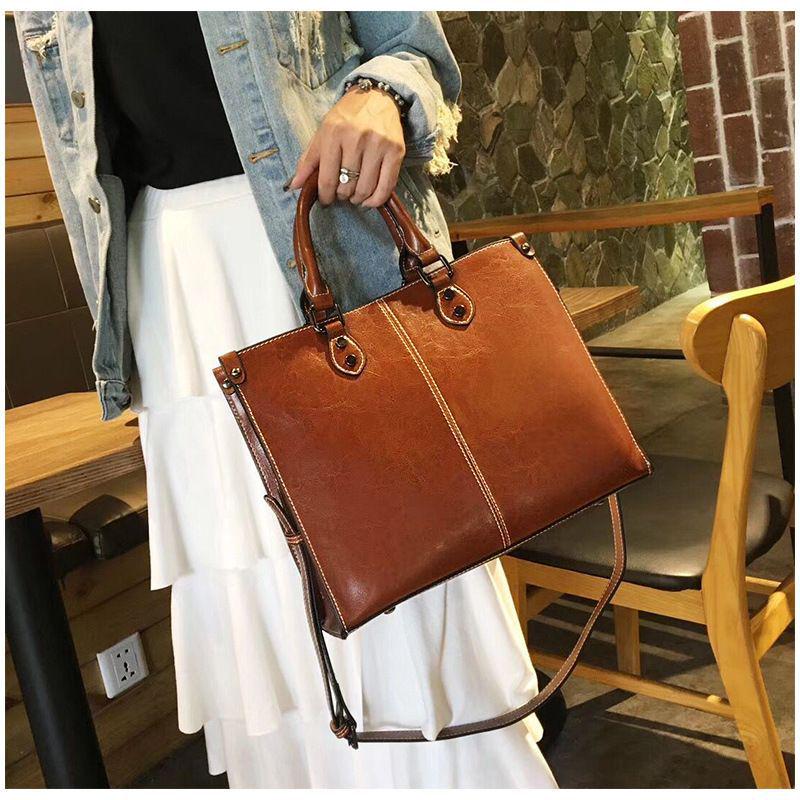 Upgraded Retro Women's Crossbody & Handbag - Trendy High-End Casual for Business & Travel