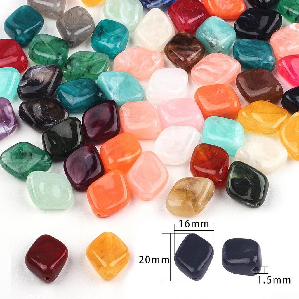 Acrylperlen in Sonderform: Jade-Imitat, Fass-, Quadrat-, Oblaten- und Diamant-Abstandsperlen für DIY-Schmuck