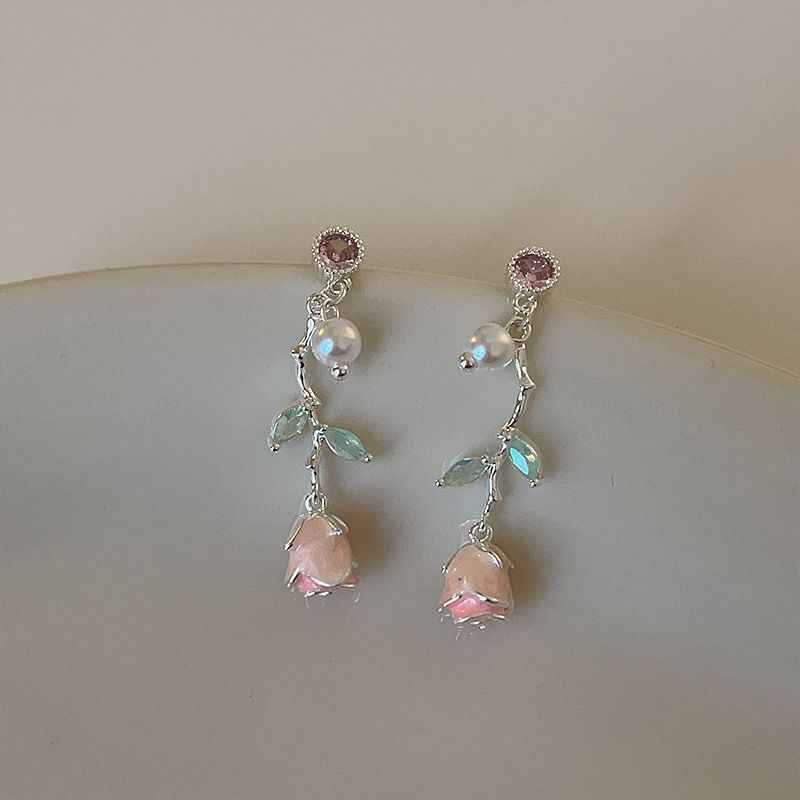 

Серьги-подвески с бриллиантовым каплевидным маслом, жемчужные серьги с цветком, модные универсальные серьги, милые нишевые премиальные серьги для женщин