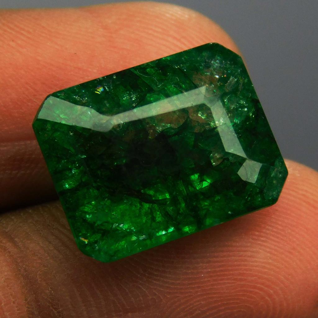 Green Emerald Colombian 8 Carat Natural CERTIFIED Emerald Cut Loose Gemstone A-3639b