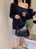 Zhang Jingyi Style Black Off-Shoulder Short-Sleeve Summer T-Shirt for Women - Slimming, Chic, Loose Fit, Diagonal Collar.