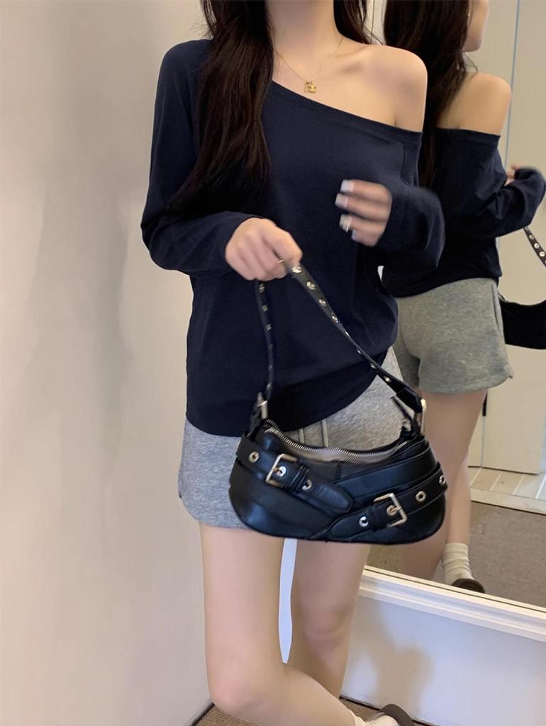 Zhang Jingyi Style Black Off-Shoulder Short-Sleeve Summer T-Shirt for Women - Slimming, Chic, Loose Fit, Diagonal Collar.