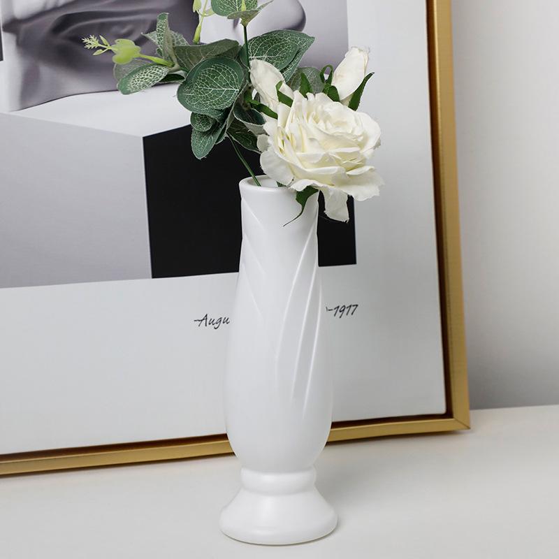 Nordic Style Petal-Shaped Drop-Resistant Plastic Vase - Minimalist Imitation Porcelain Flower Pot for Home Décor