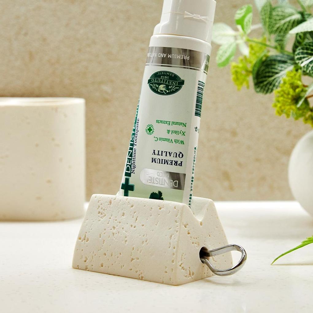 

Умный выдавливатель зубной пасты Stone White _BG0725006