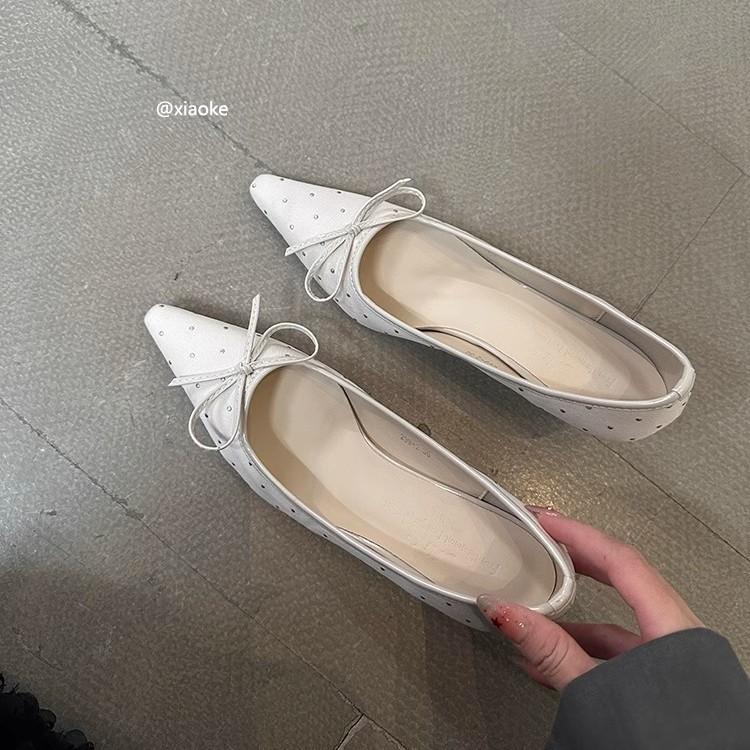 2025 Kitten Heel Temperament French with Skirt Light Mouth Single Shoes Pointed Black Bright Diamond Stiletto High Heels Women