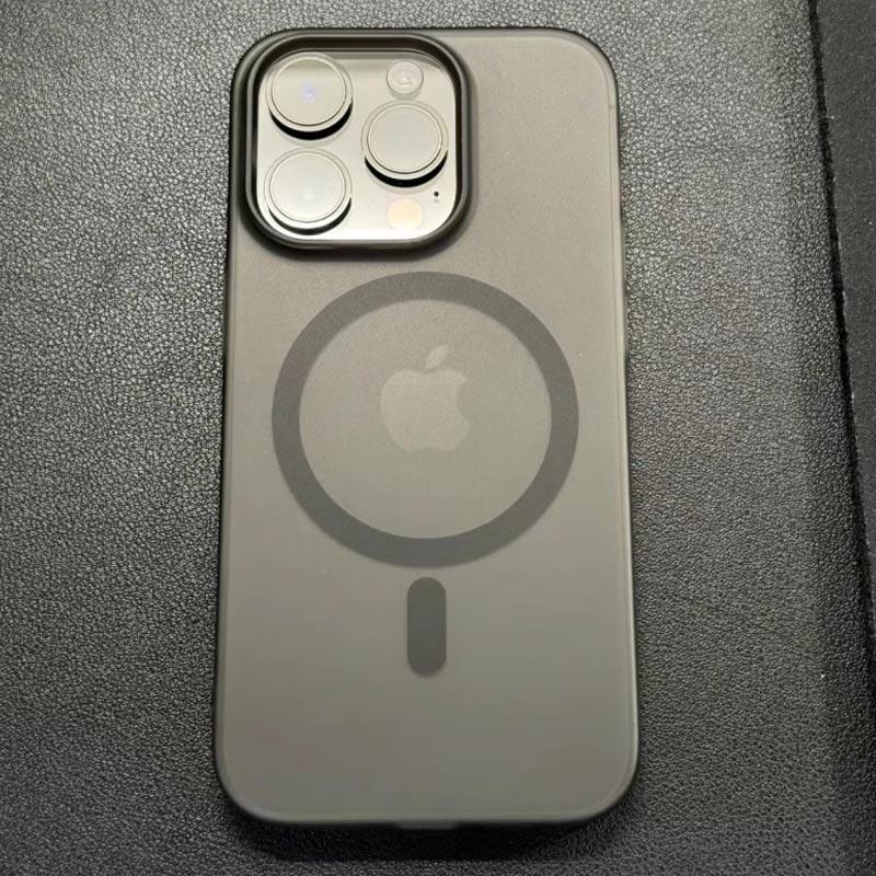 Luxury Translucent Magnetic Case For iPhone 16 15 14 13 12 11 Pro Max Ultra Thin For Magsafe Wireless Charge Matte Hard PC Cover