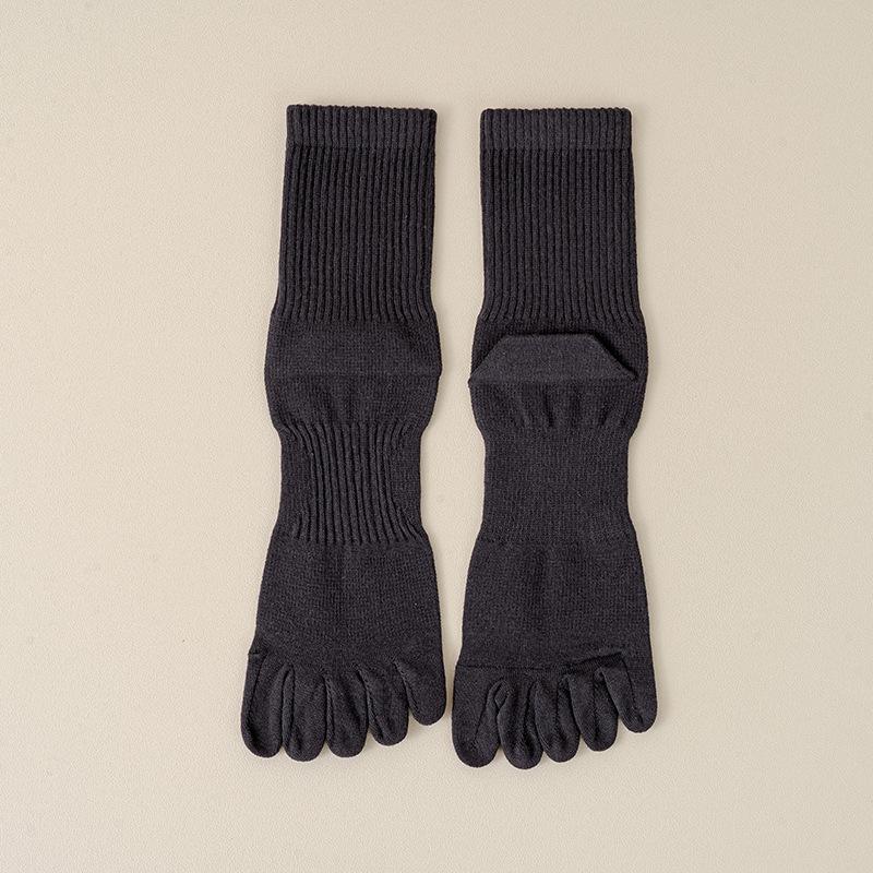 Fall/Winter Men's Five-Fingered Socks with High Elasticity, Pure Color Mid-Calf Tights, Sport-Style Sweat Absorbing and Anti-Turning-Up Long Socks