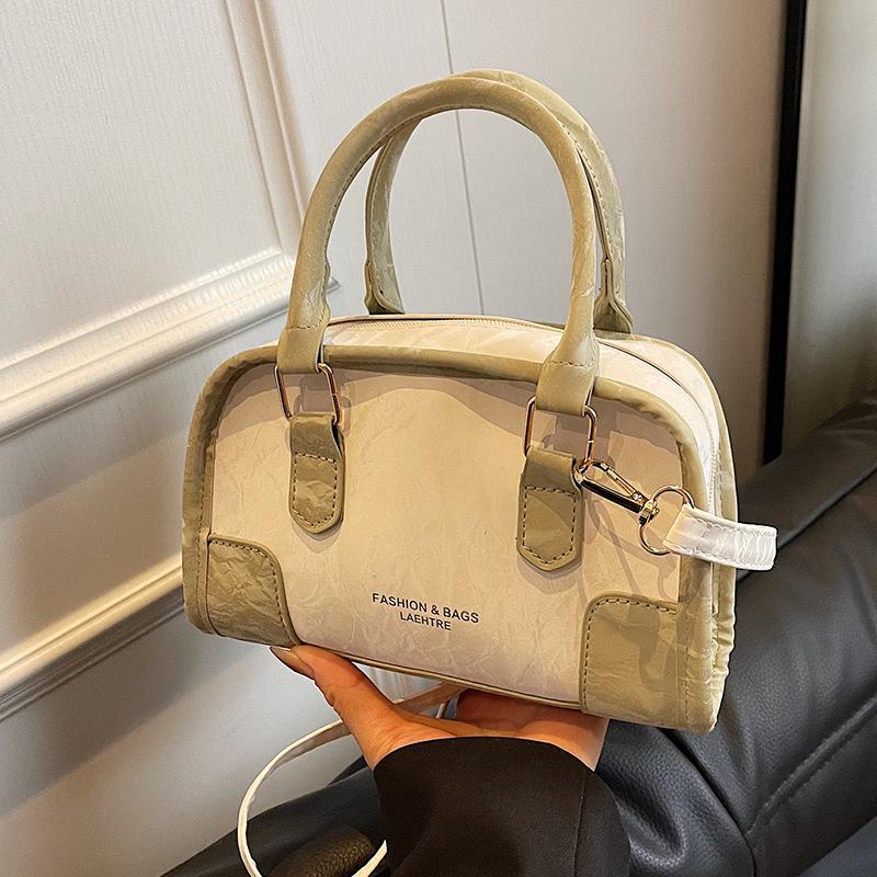 

Простая Повседневная Модная Сумка на Одно Плечо Женская Весенняя Нишевый Дизайн Новая Ретро Маленькая Квадратная Сумка Женская