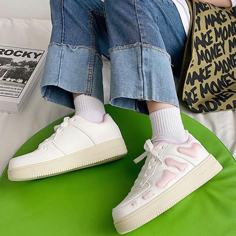 Simple and Versatile Pink Small White Shoes 2024 New Fashion Wear Resistance Anti Slip Spring and Autumn Women's Cricket Shoes