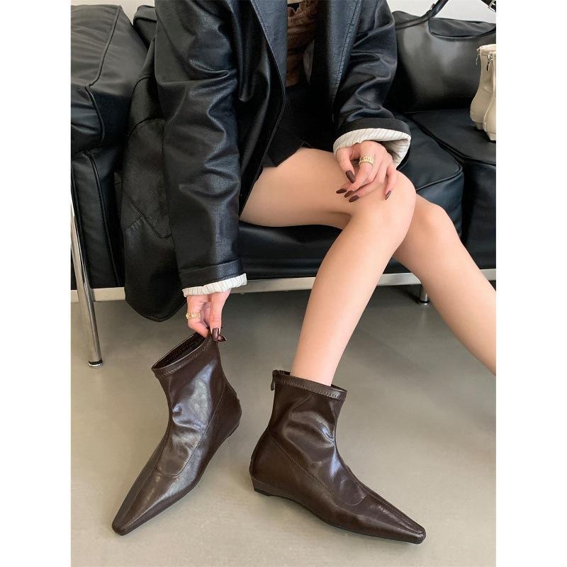 2025 Autumn New Pointed Flat Platform Short Boots Women's Versatile Fashion Thin Boots Low Heels Socks Boots Single Boots