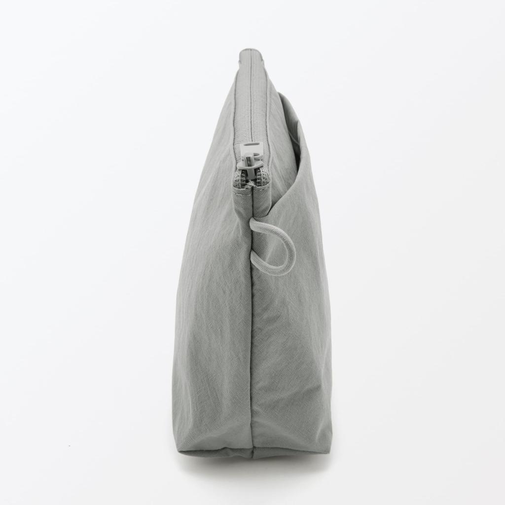 MUJI Wrinkle Nylon Gusseted 21 x x 6 84475689 Pouch, Gray, Medium, Approx. 13.5 cm,