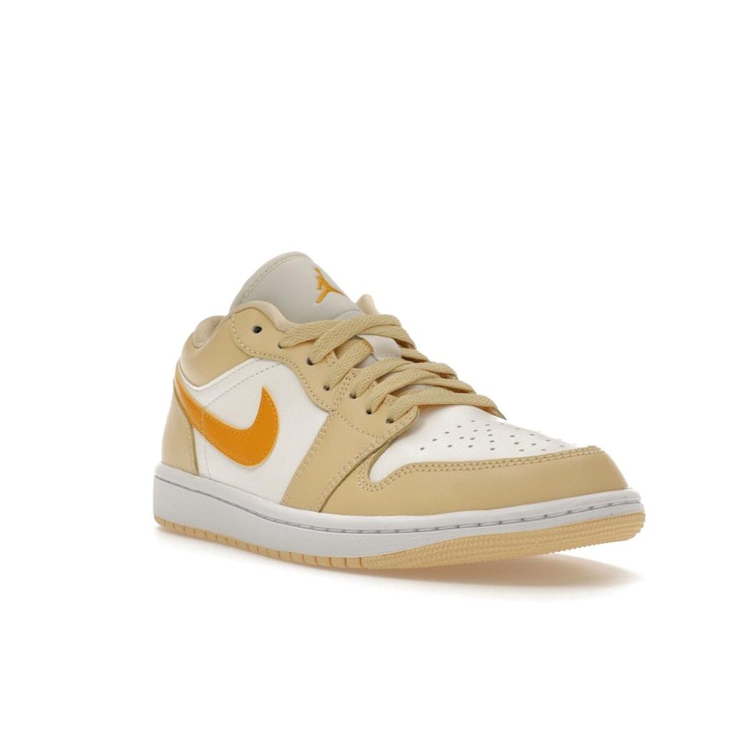 Air Jordan 1 Low Sail Žlutá Okrové Dámské Tenisky Krémová Bledě Vanilková Bílá DC0774-170
