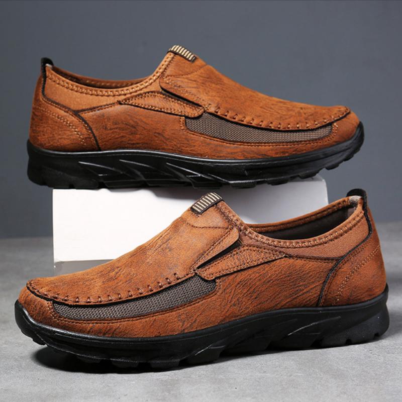 Fashion 2025 Men's Casual Shoes Men Handmade Retro Breathable Flat Loafers Moccasins Dress Comfortable Slip On Driving Shoes Zapatillas