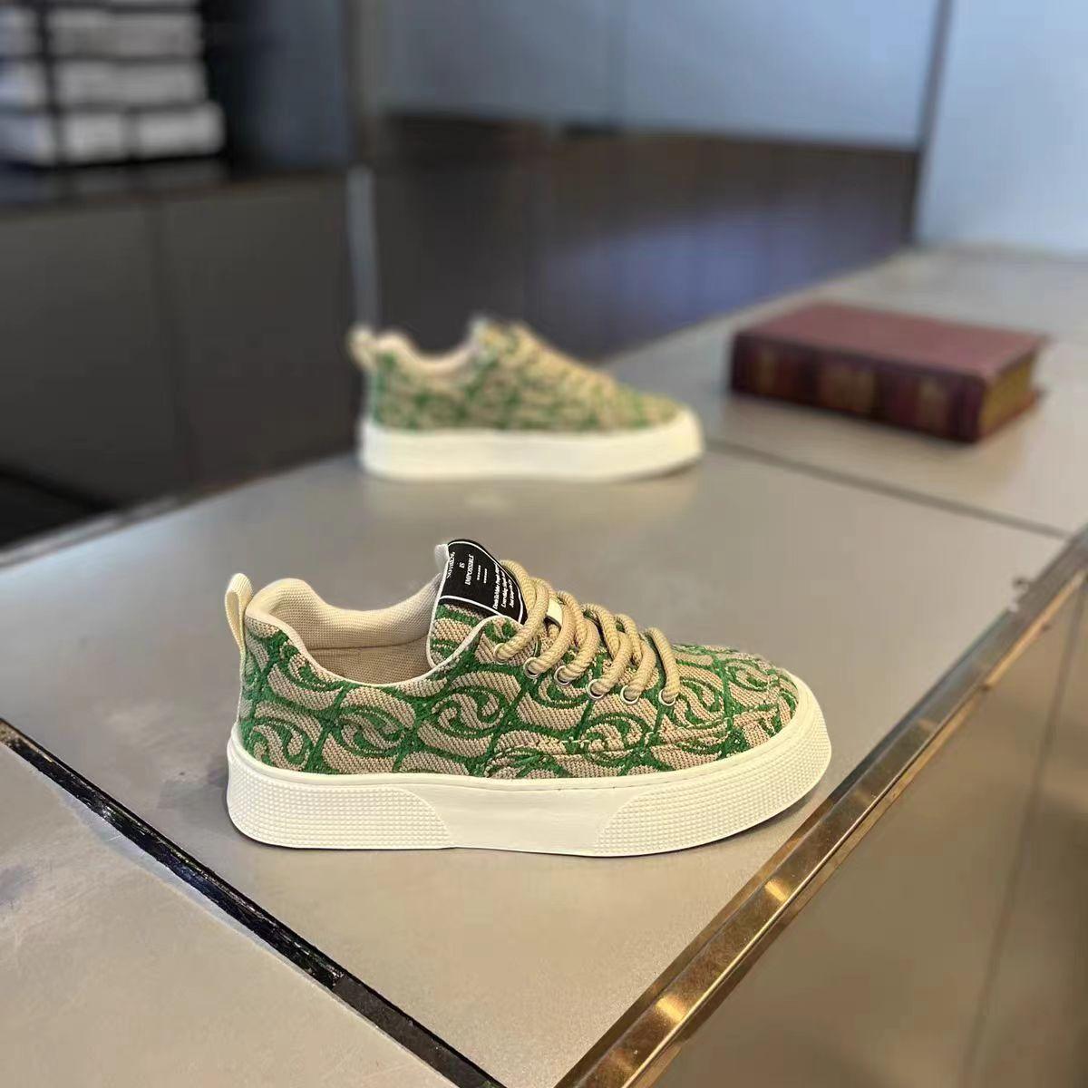 

Мужская обувь весна новая дышащая ткань поверхность повседневная интернет знаменитости тренд универсальные мужские туфли для доски тканые парусиновые туфли мужские 39