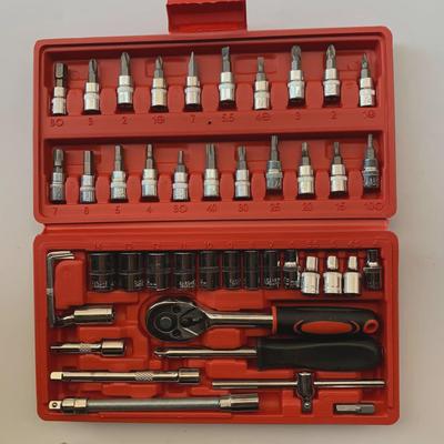 46-teiliges Steckschlüssel-Autoreparaturwerkzeugset