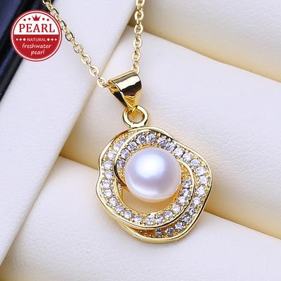 Collane di Gioielli con Perle d'Acqua Dolce Naturali per Donna Elegante Pendente a Fiore Color Oro Regalo di Compleanno