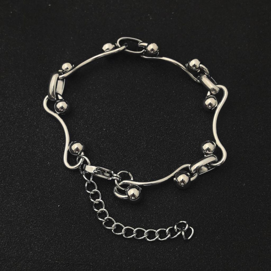 2025 European & American Stylish Layered Jewelry Set: Interlocking Chunky Chain Necklace & Bracelet with Titanium Steel Bead Chain.