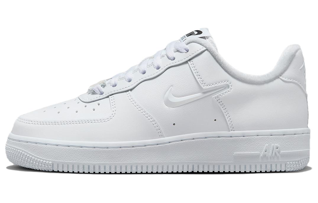 

Nike Air Force 1 Low 07 Se Just Do It Triple White Women s FB8251-100 37.5