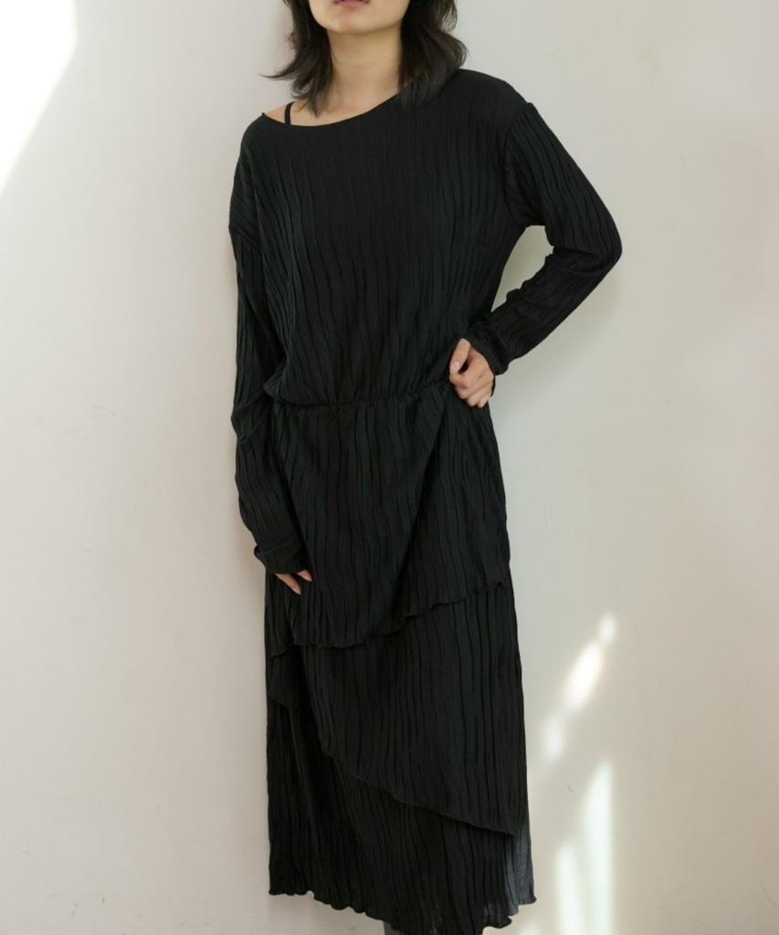 Wioi Pleats Layered Dress_Black