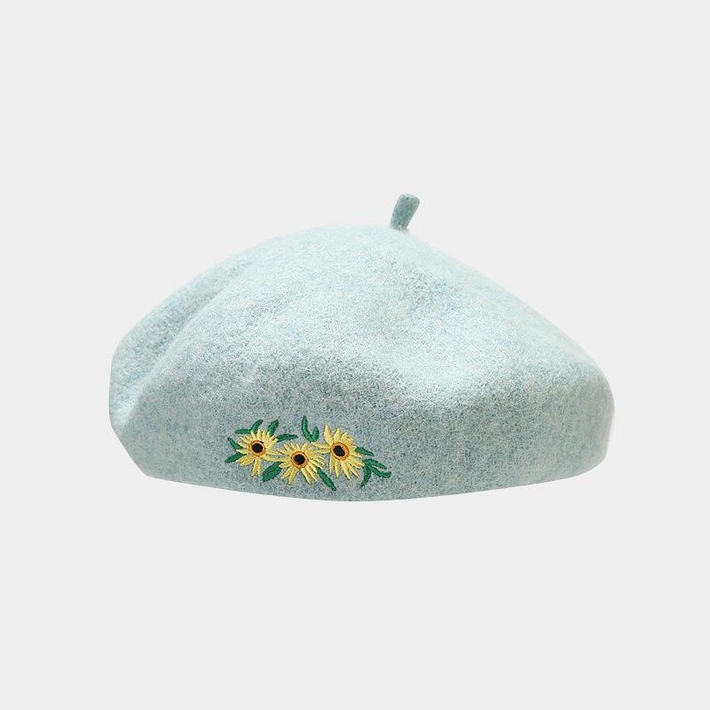 Women's Checked Beret Winter Floral Embroidery Street Fashion Hat Internet Celebrity Artist Xingjing BLM154