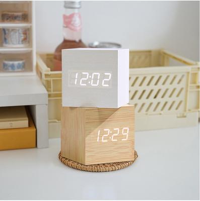 Holz Digital Alarm mit Temperatur Ton Desktop LED Nachttischuhr LED Wecker Büro Dekoration Home Decor