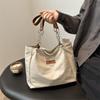 New Women's Bag Fashiable and Versatile Large Capacity Tote Bag, Simple Commuter Cross Shoulder Bag