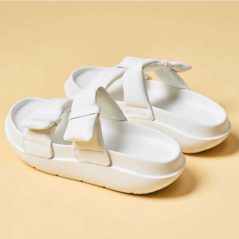 (WMNS) ANTA Casual Slippers 'Ivory White' Women's 922428539-1