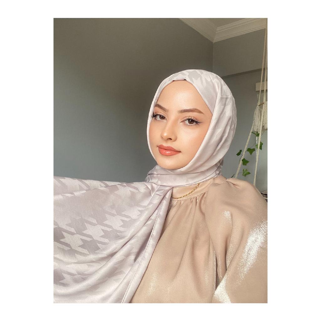 Houndsfoot Patterned Silky Jacquard Shawl