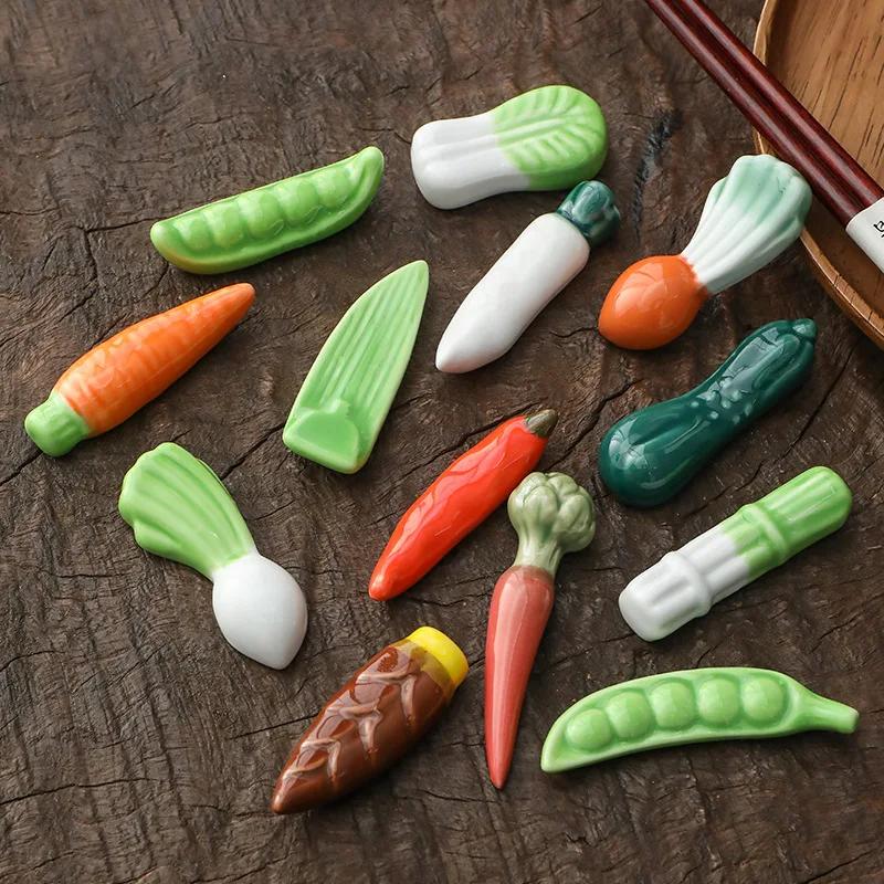 Ceramic Cute Cat Chopstick Holder Tableware Japanese Style Underglaze Restaurant Simple Oval Spoon Bracket Utensil for Kitchen